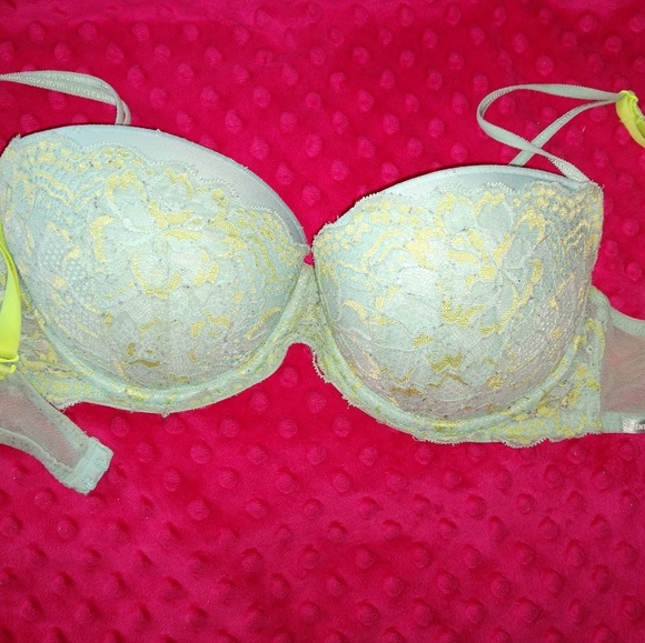 Pink VS bra - Picture 1 of 5